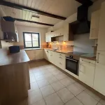 Сasa de vacaciones Hochwertige 9-betten Monteurhaus Mit Naturblick Und Wintergarten