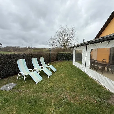 Сasa de vacaciones Hochwertige 9-betten Monteurhaus Mit Naturblick Und Wintergarten *