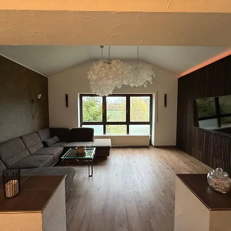 Hochwertige 9-betten Monteurhaus Mit Naturblick Und Wintergarten Hébergement de vacances